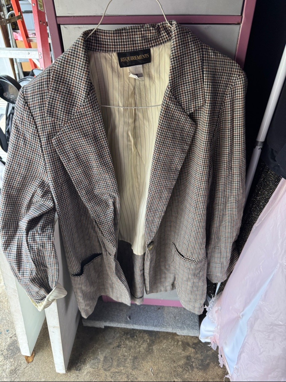 Requirements Houndstooth Plaid Blazer in Brown and Cream